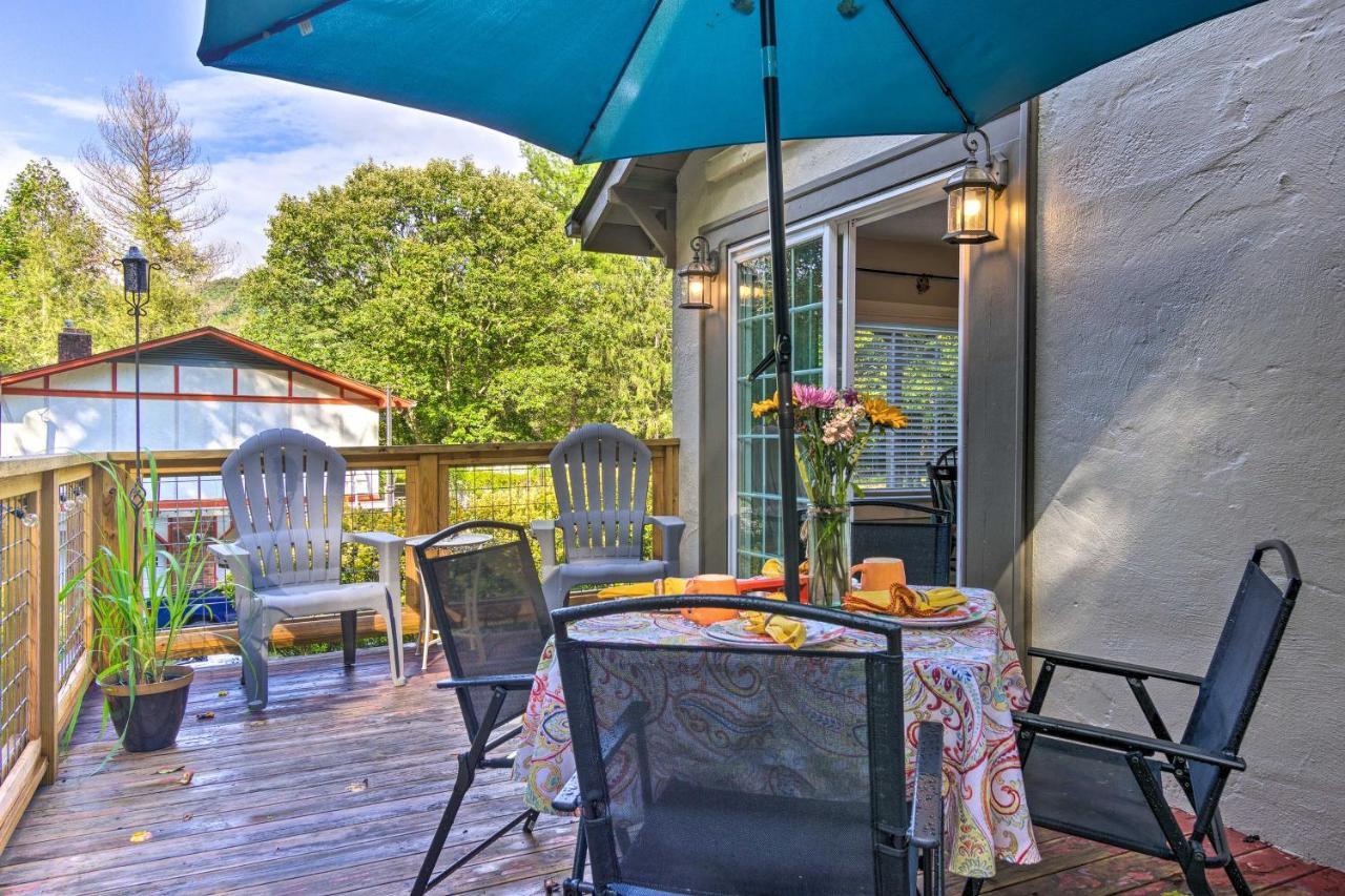 Shaw Creek Cottage With Fire Pit And Forest Views Хендерсонвилл Экстерьер фото